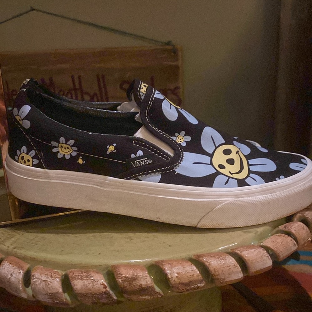Vans Classic Daisy Trippy Grin Floral Black/Yellow Sneakers Slip-on - Picture 3 of 10